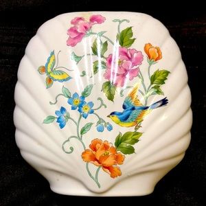 VINTAGE FLORAL VASE